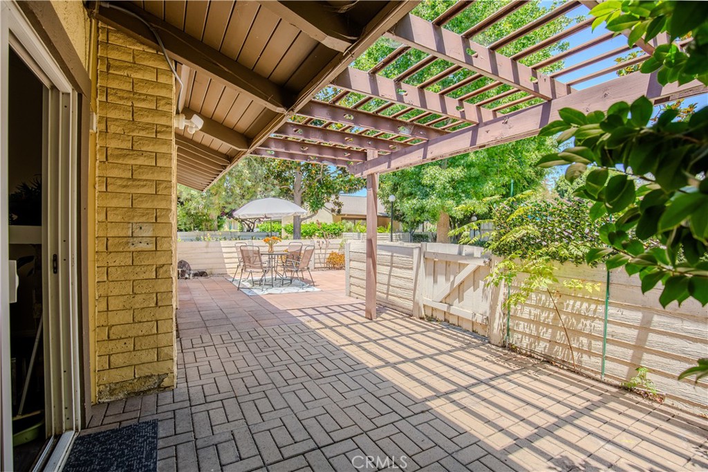 2528 N Tustin D, Santa Ana CA 92705 - photo 29