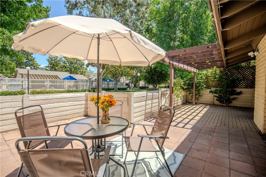 2528 N Tustin D, Santa Ana CA 92705 - photo 30