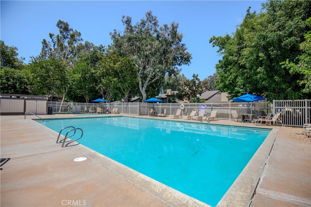 2528 N Tustin D, Santa Ana CA 92705 - photo 41