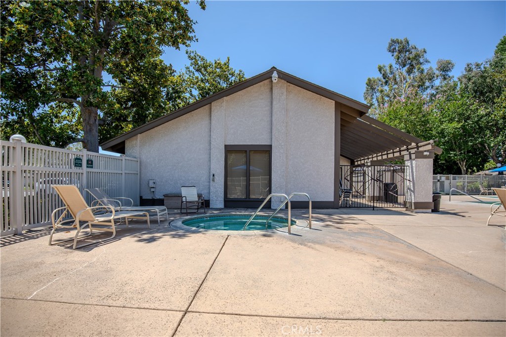 2528 N Tustin D, Santa Ana CA 92705 - photo 42