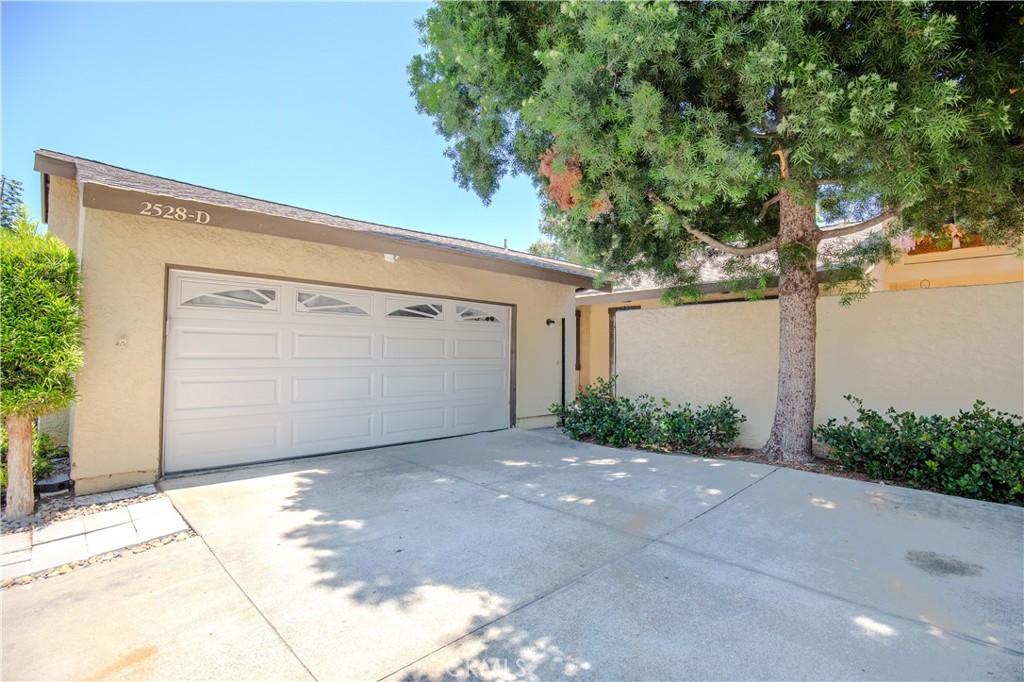 2528 N Tustin D, Santa Ana CA 92705 - photo 49
