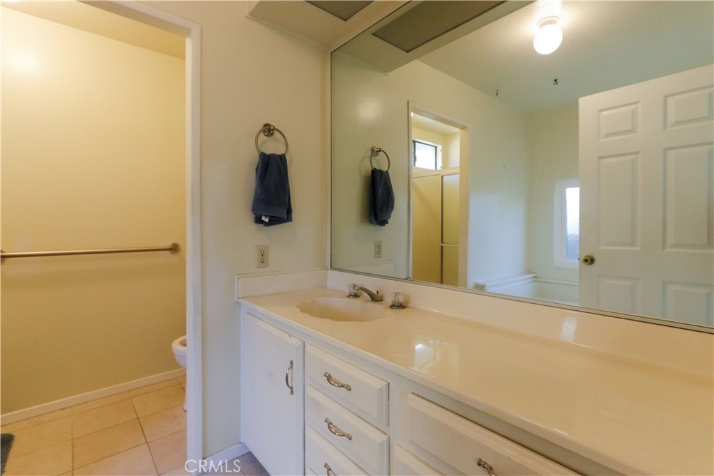 2528 Park LAKE 108, Santa Ana CA 92705 - photo 15