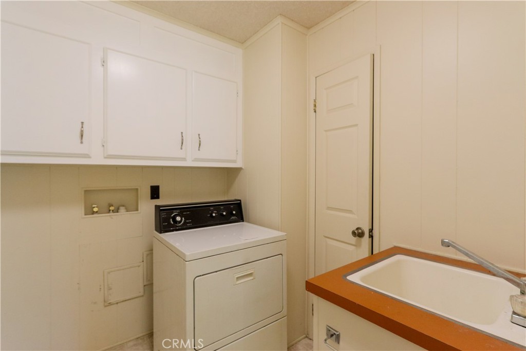 2528 Park LAKE 108, Santa Ana CA 92705 - photo 22