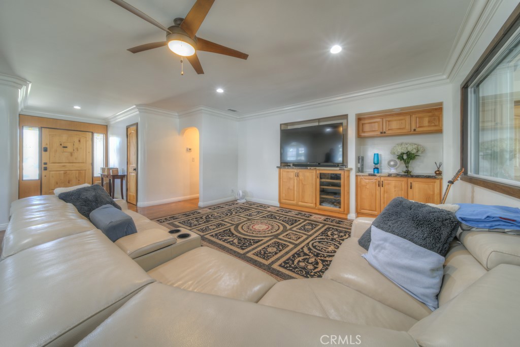 2531 Poinsettia Street, Santa Ana CA 92706 - photo 10