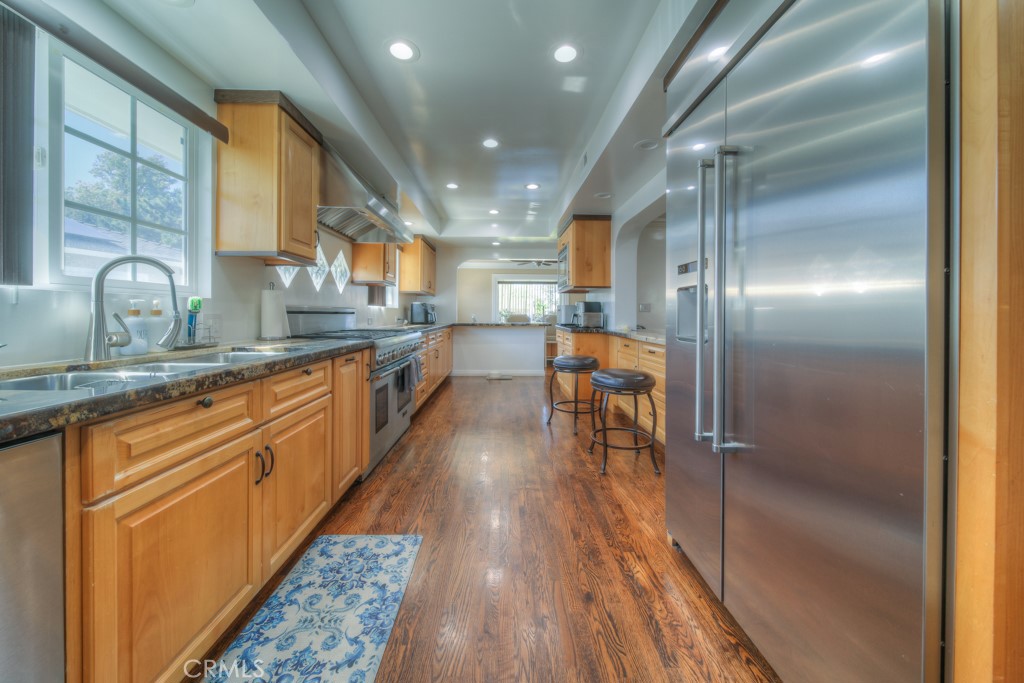 2531 Poinsettia Street, Santa Ana CA 92706 - photo 23