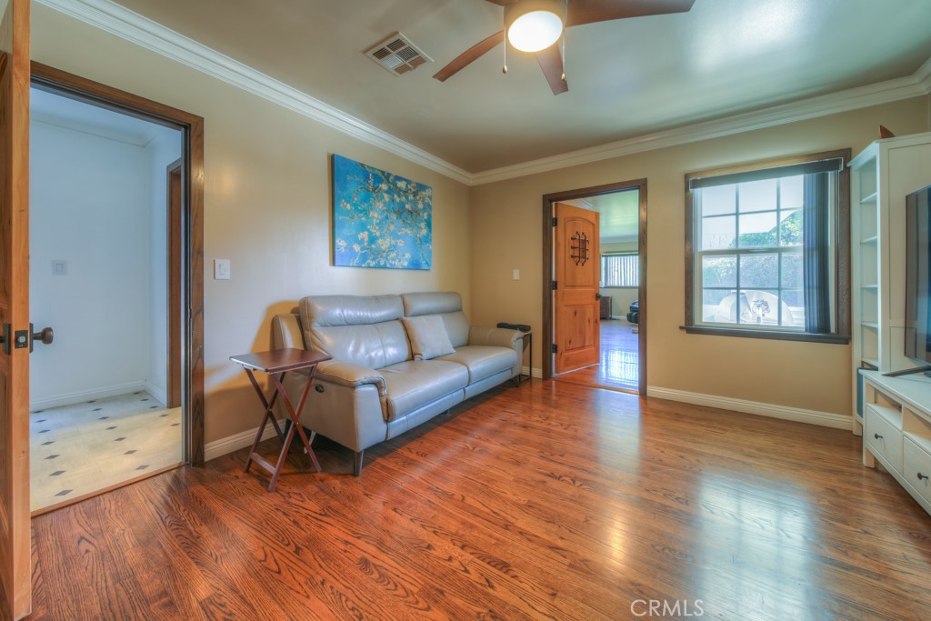 2531 Poinsettia Street, Santa Ana CA 92706 - photo 46