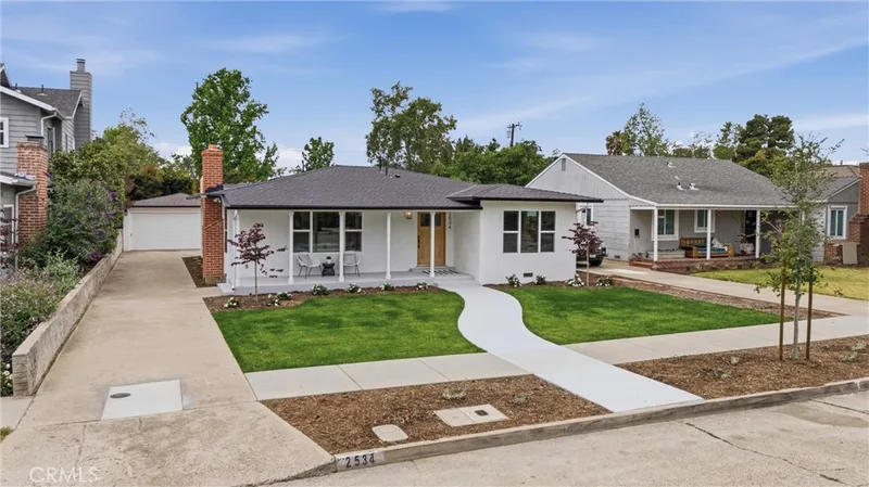 2534 Santiago Street, Santa Ana, CA 92706
