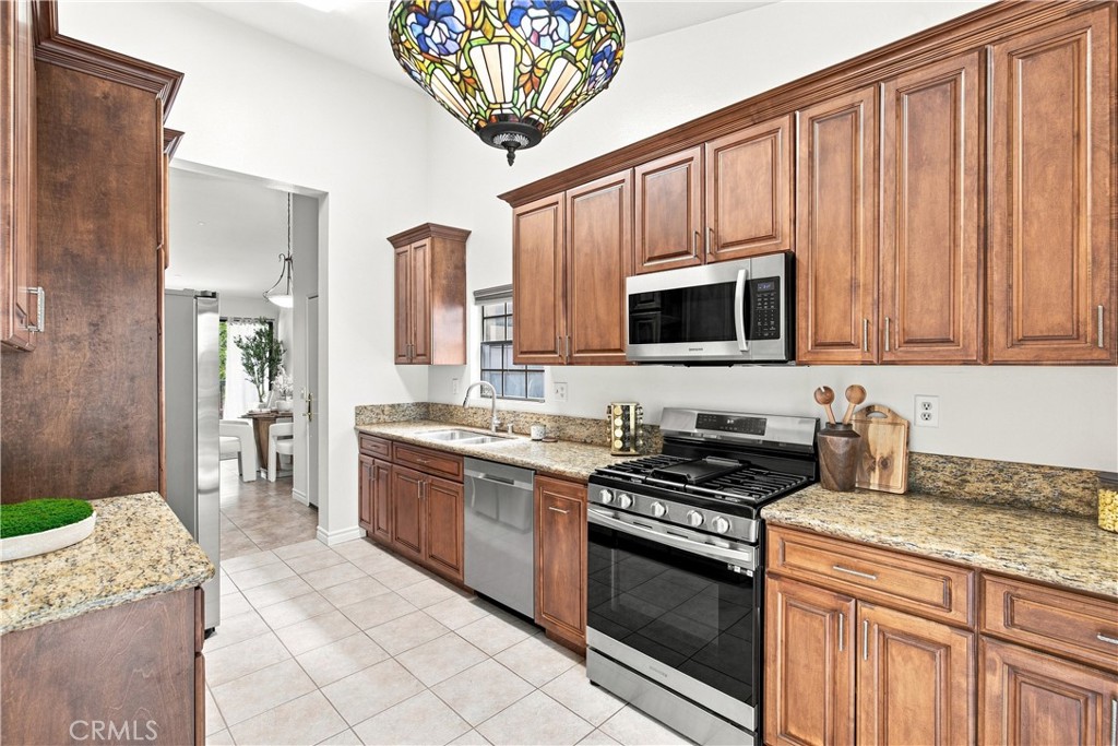 2538 W Macarthur, Santa Ana CA 92704 - photo 8