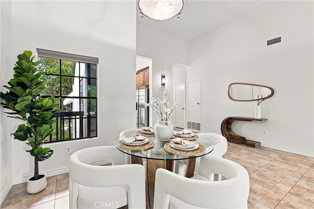 2538 W Macarthur, Santa Ana CA 92704 - photo 4