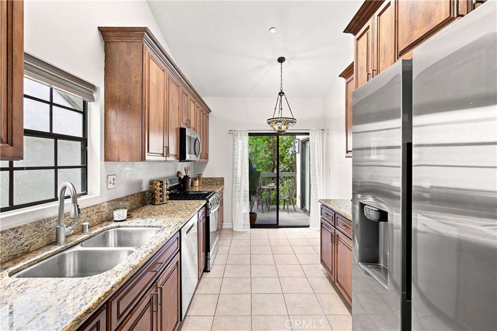 2538 W Macarthur, Santa Ana CA 92704 - photo 11