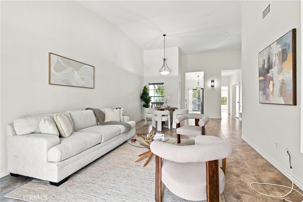 2538 W Macarthur, Santa Ana CA 92704 - photo 3