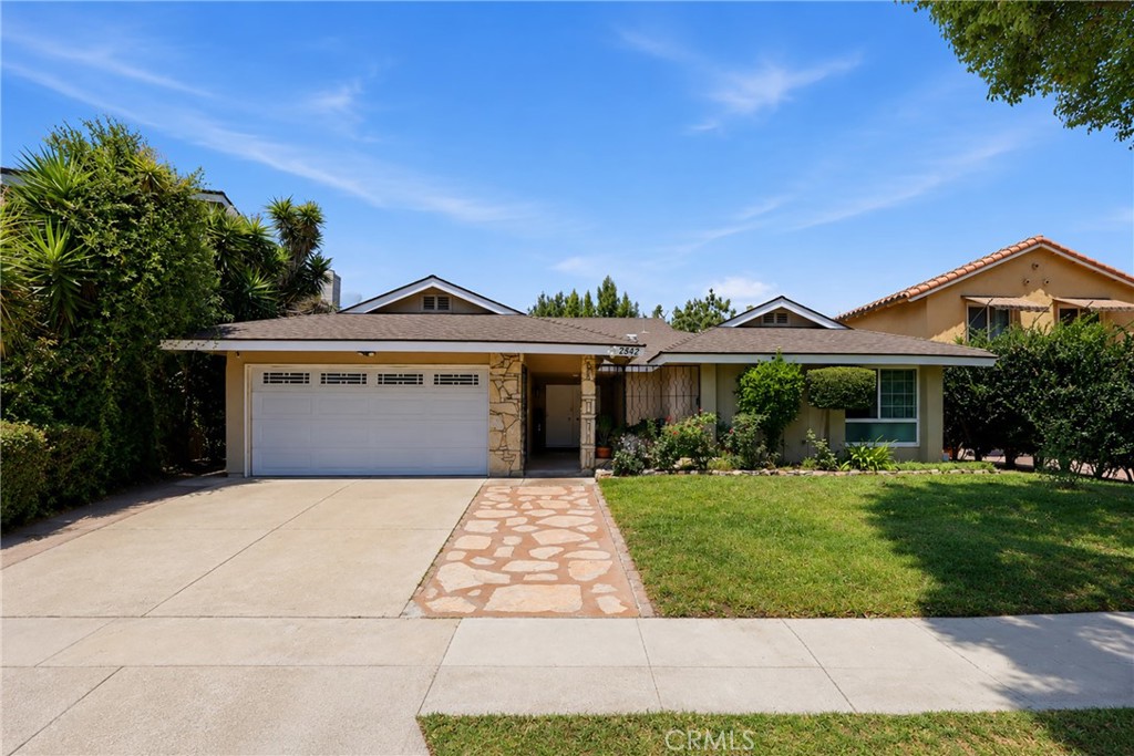 2542 N Pacific, Santa Ana CA 92706 - photo 2