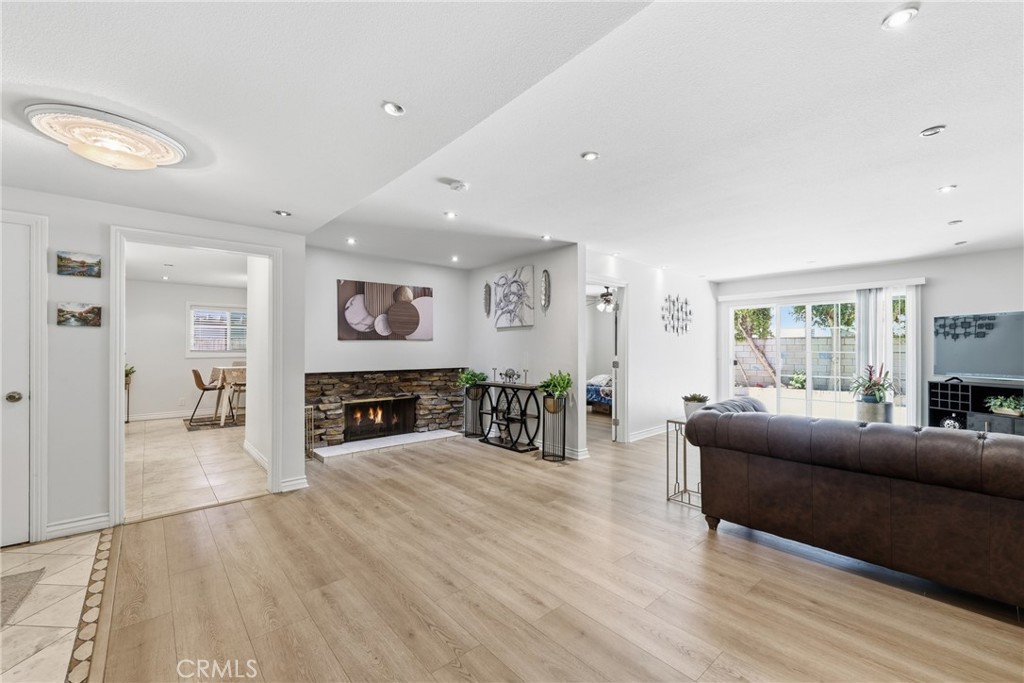 2542 N Pacific, Santa Ana CA 92706 - photo 7