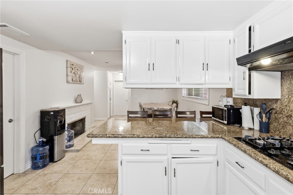 2542 N Pacific, Santa Ana CA 92706 - photo 21