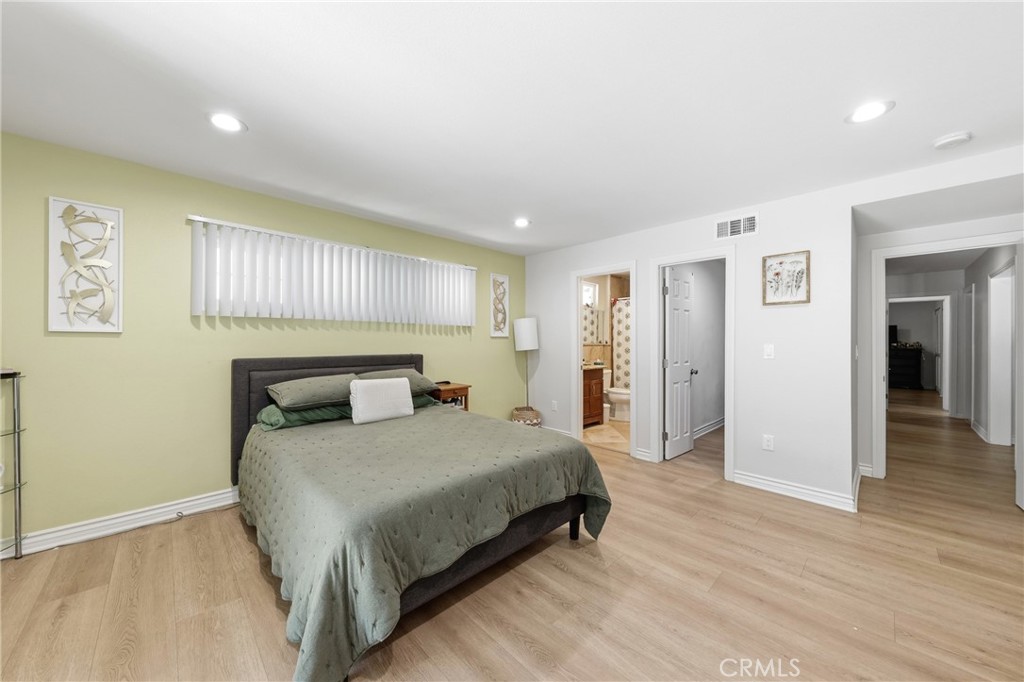 2542 N Pacific, Santa Ana CA 92706 - photo 29