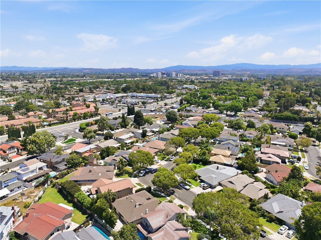 2542 N Pacific, Santa Ana CA 92706 - photo 45