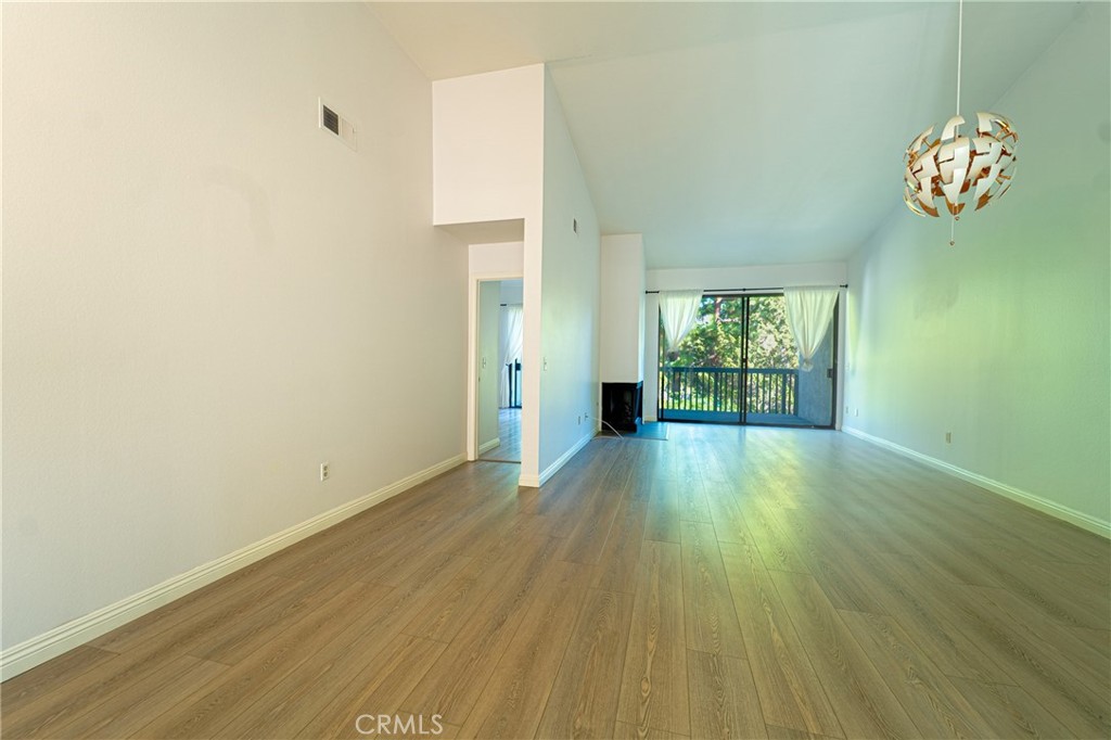 Dining area and living room - 2542 W Macarthur 134, Santa Ana CA 92704 - photo 1