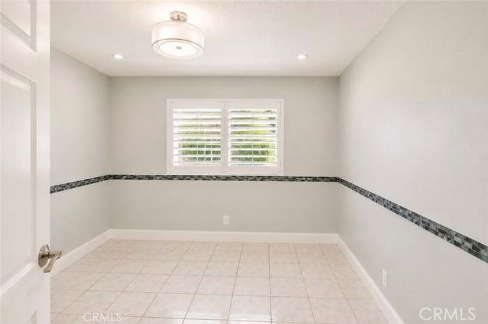 2606 S Poplar St, Santa Ana CA 92704 - photo 5