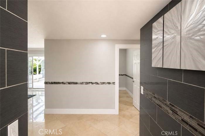2606 S Poplar St, Santa Ana CA 92704 - photo 16