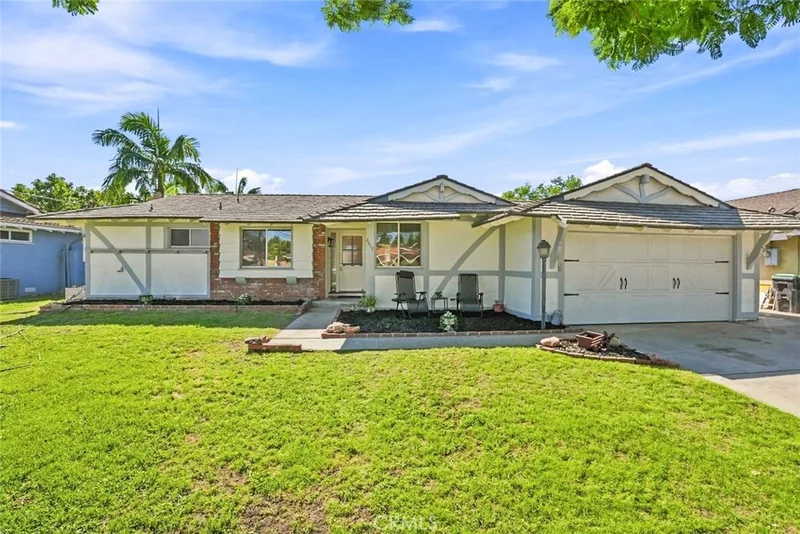 2612 Townley, Santa Ana