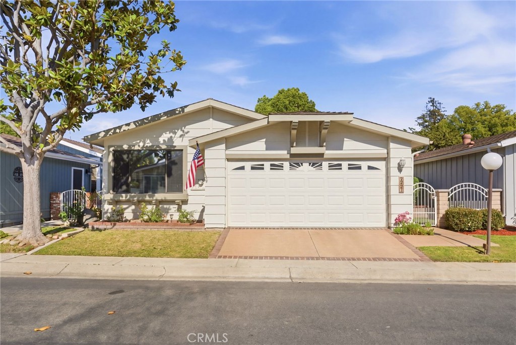 2621 Park Lake 197, Santa Ana CA 92705 - photo 1