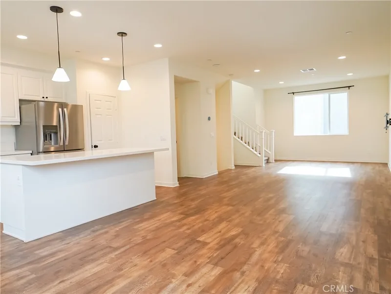 263 N. Standard Ave, Santa Ana, CA 92701