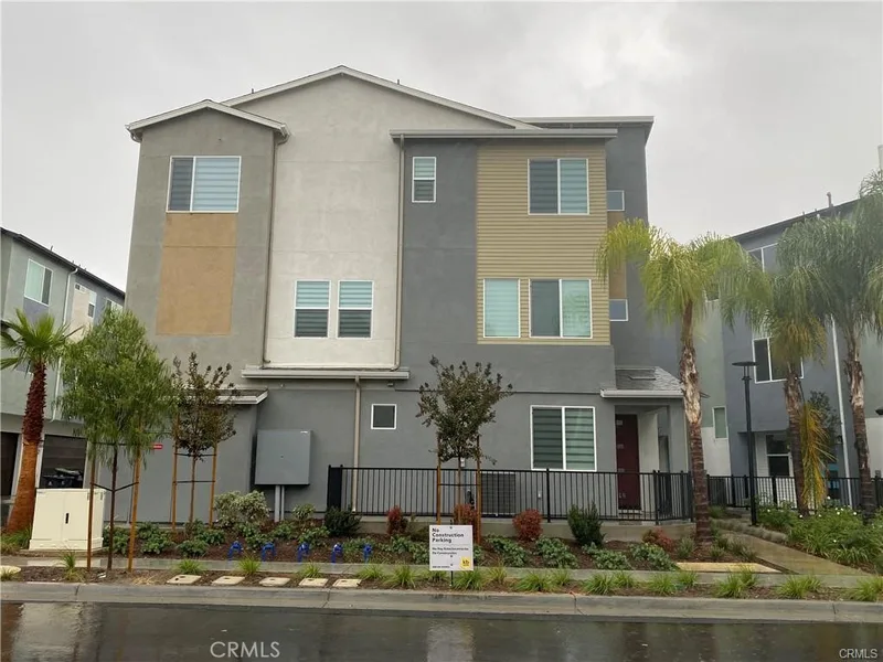 265 N Standard Avenue, Santa Ana, CA 92701