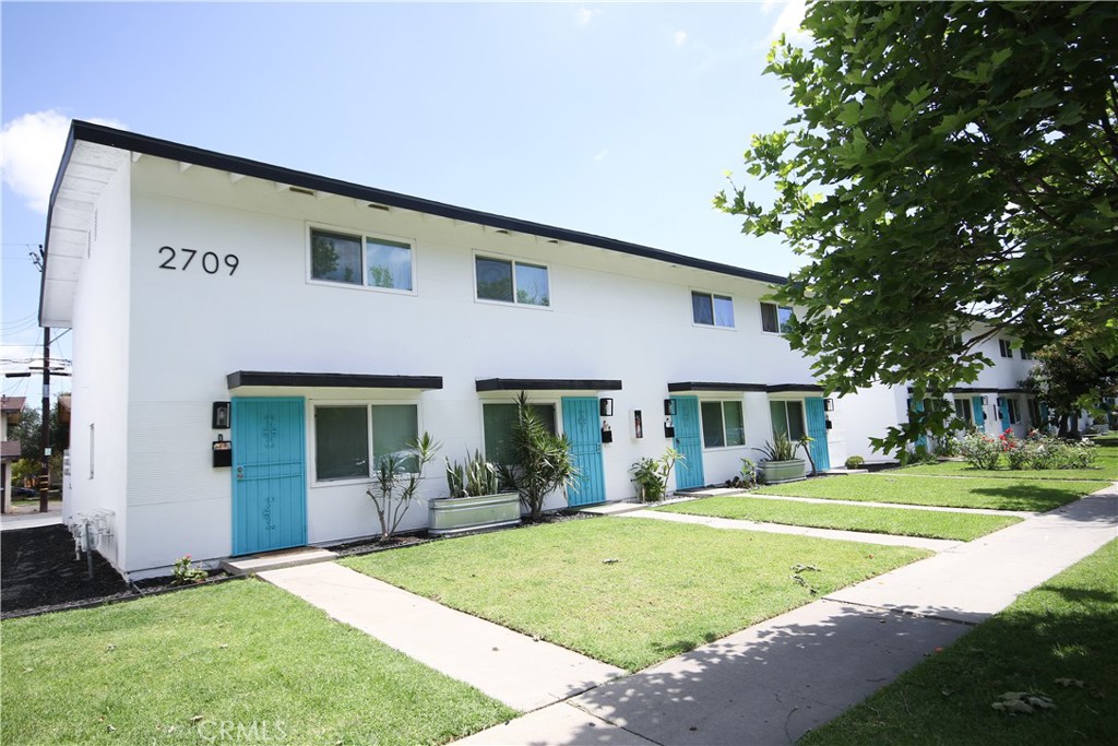 2709 S Baker Street B, Santa Ana CA 92707 - photo 1