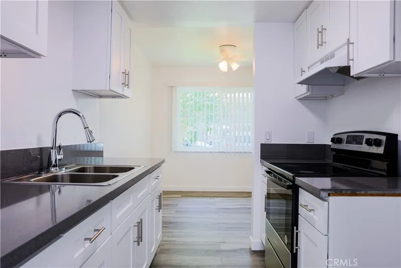 2709 S Baker Street, Santa Ana, CA 92707