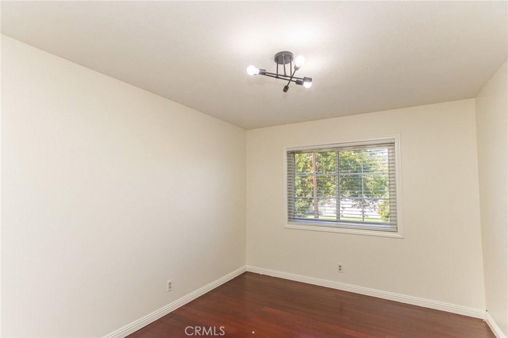 2714 N Linwood, Santa Ana CA 92705 - photo 6