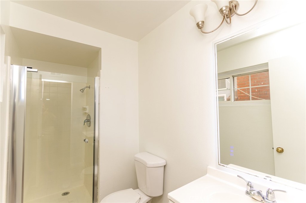 2714 N Linwood, Santa Ana CA 92705 - photo 17