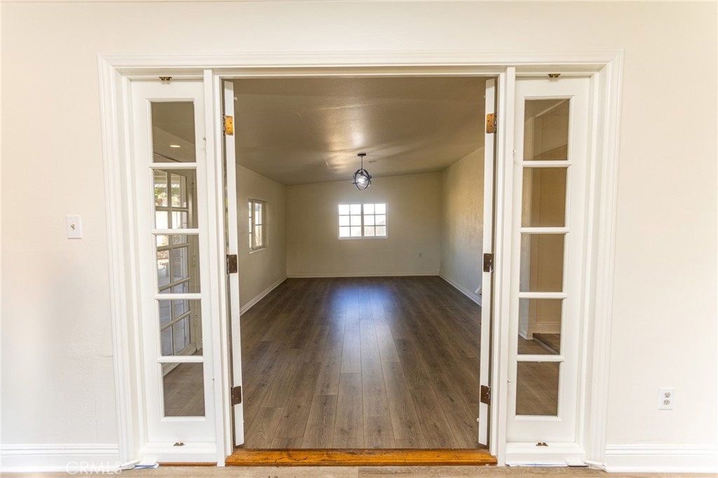 2714 N Linwood, Santa Ana CA 92705 - photo 23