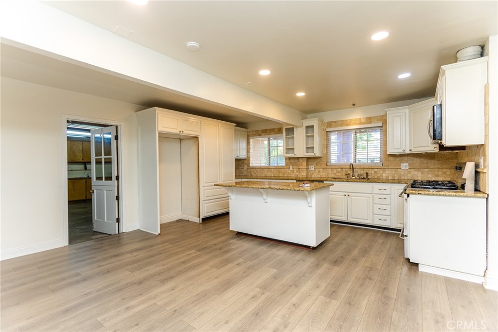 2714 N Linwood, Santa Ana CA 92705 - photo 24