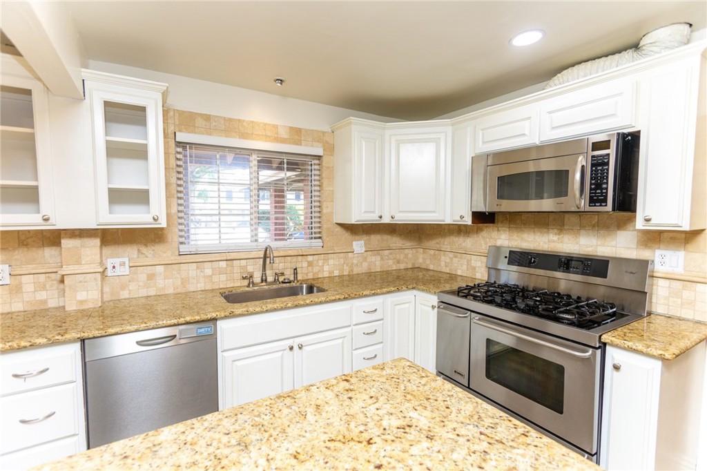 2714 N Linwood, Santa Ana CA 92705 - photo 26