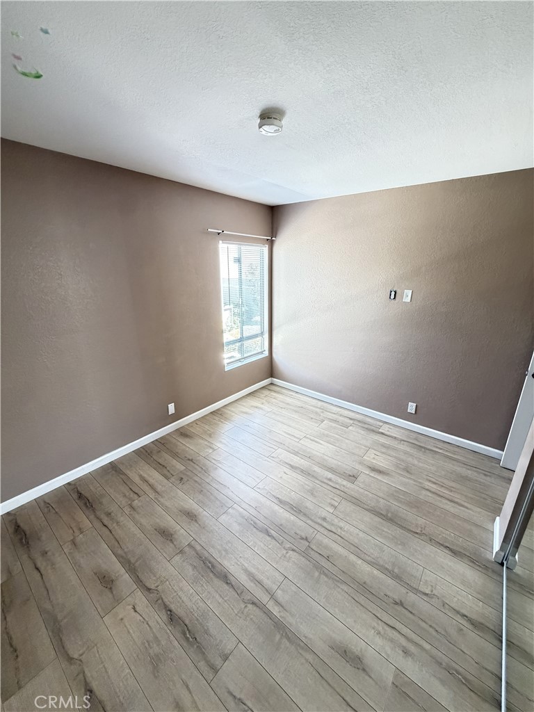 2720 W Segerstrom C, Santa Ana CA 92704 - photo 27