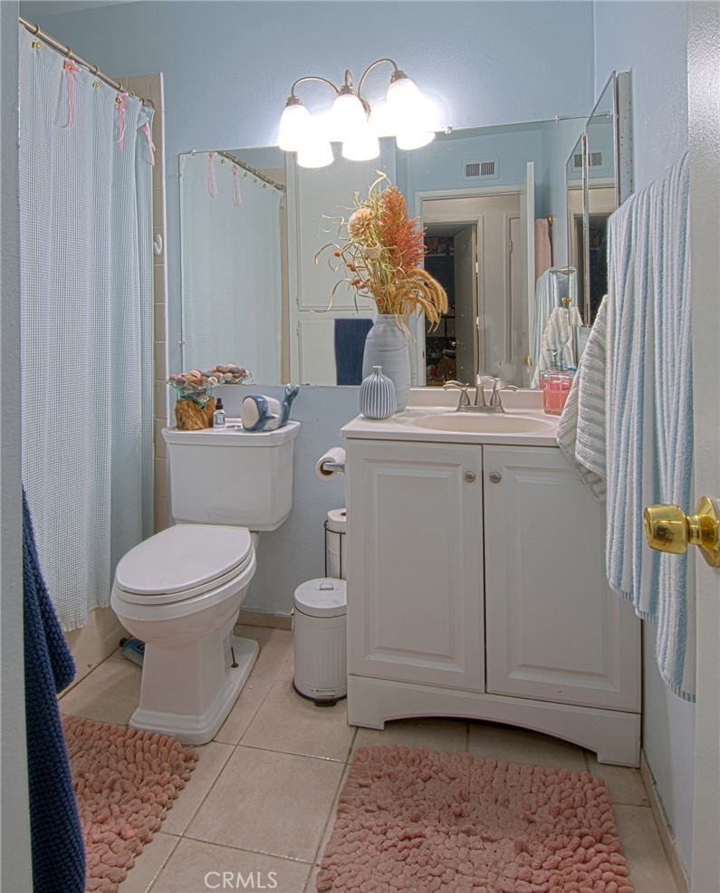 Unit 1 - Bathroom - 2731 W Orion Avenue, Santa Ana CA 92704 - photo 11