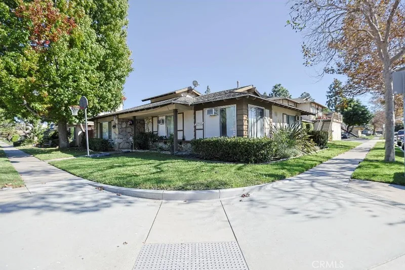 2732 W Orion, Santa Ana