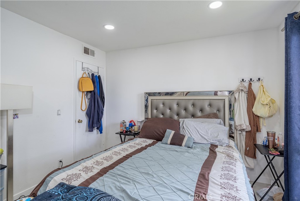 2803 S Fairview C, Santa Ana CA 92704 - photo 20