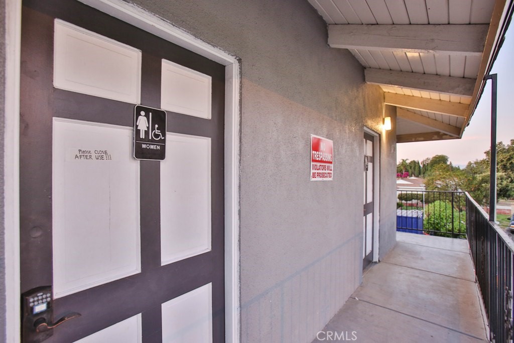 2803 W 17th, Santa Ana CA 92706 - photo 13