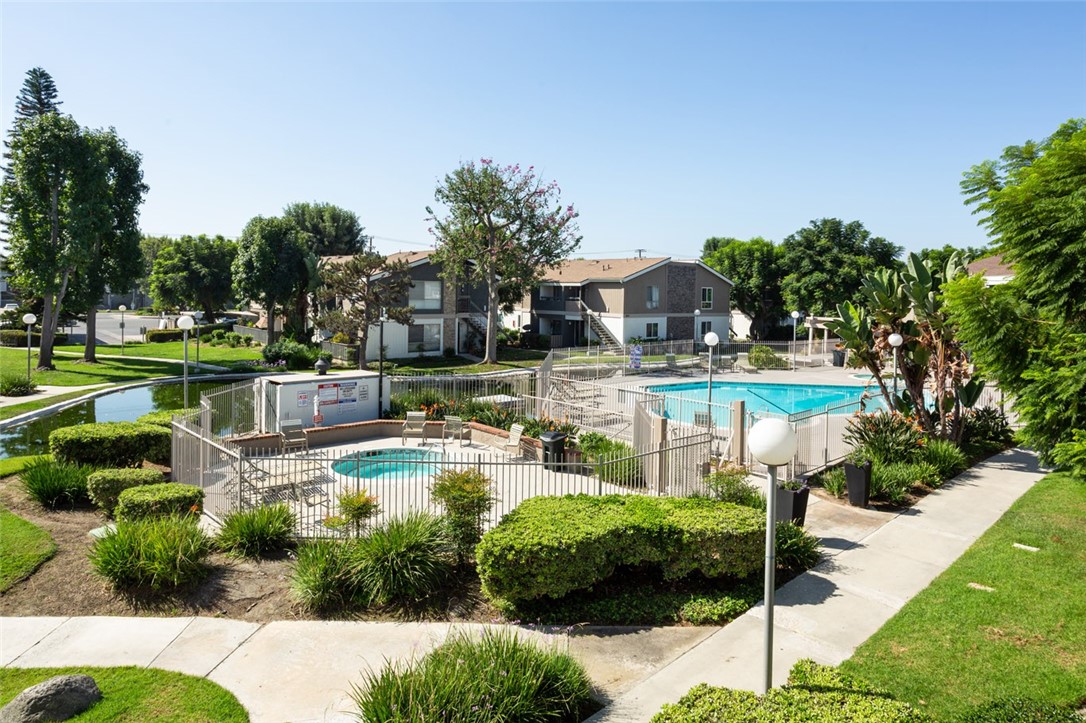 Community Pool and Spa - 2815 S Fairview G, Santa Ana CA 92704 - photo 20