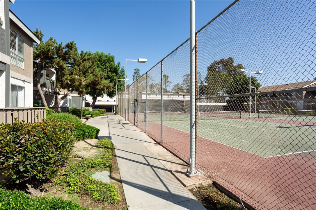 2815 S Fairview G, Santa Ana CA 92704 - photo 23