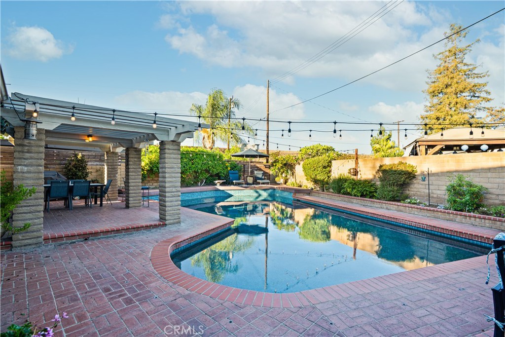 2817 Ridgewood, Santa Ana CA 92705 - photo 17