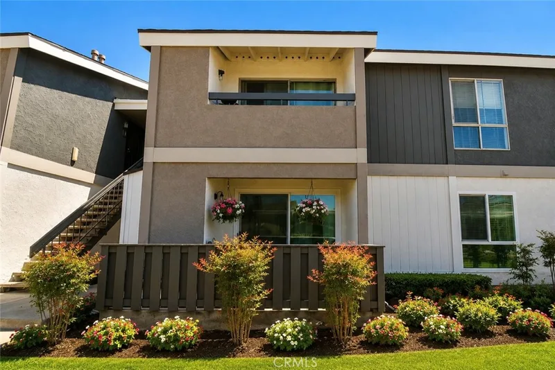2827 S Fairview Street G, Santa Ana