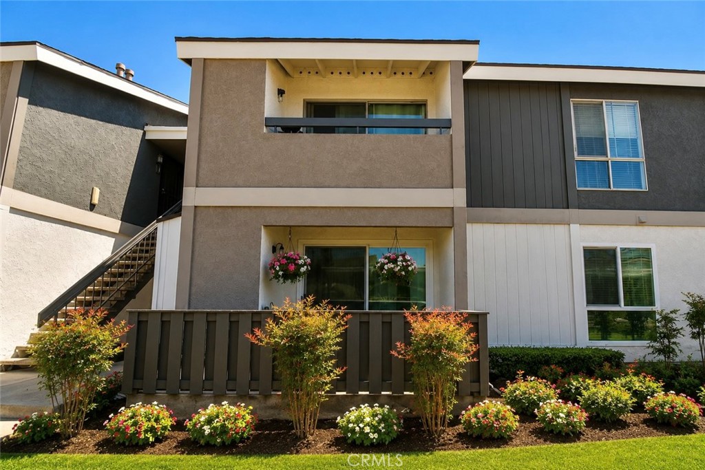 Main House -1 floor level - 2827 S Fairview Street G, Santa Ana CA 92704 - photo 1