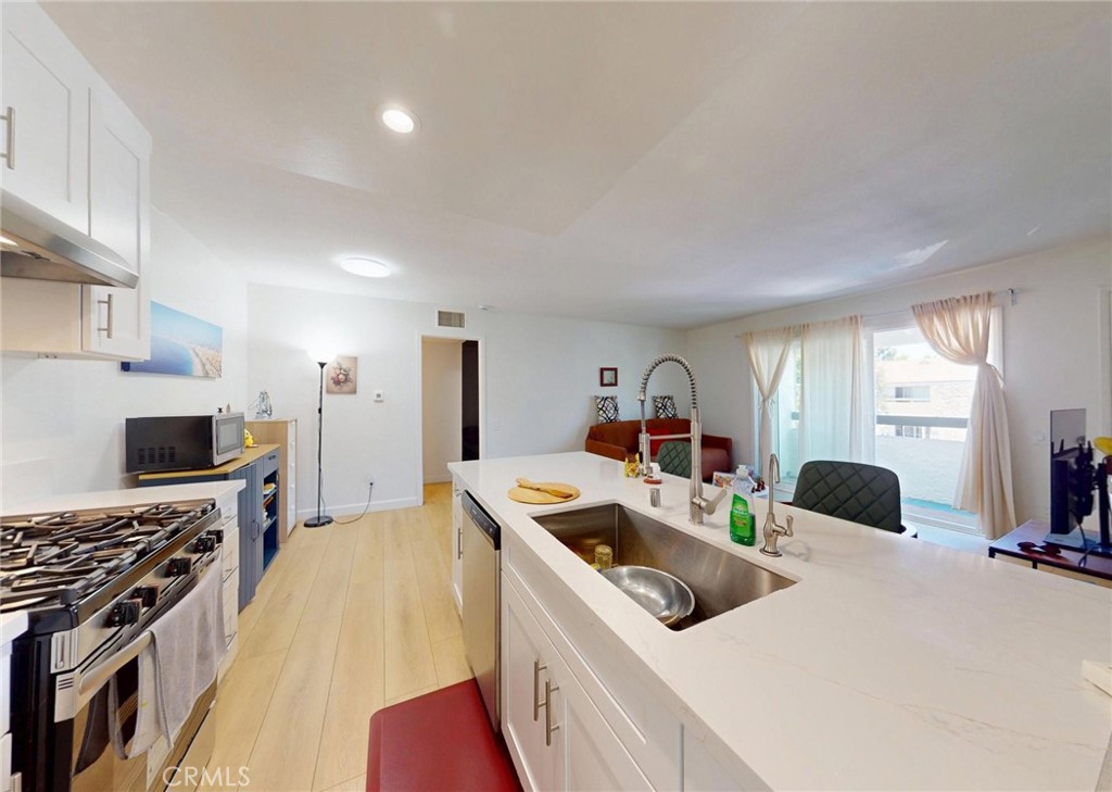 2835 S Fairview H, Santa Ana CA 92704 - photo 8