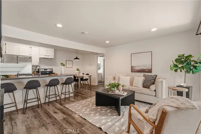 2863 S Fairview Unit A, Santa Ana, CA 92704