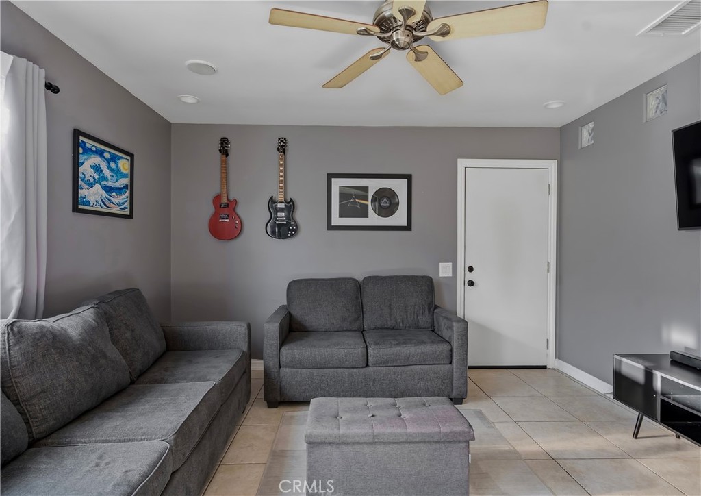 2900 Bradford Place A, Santa Ana CA 92707 - photo 5