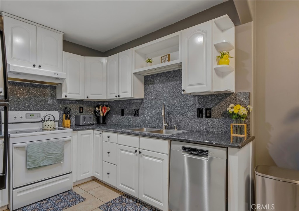 2900 Bradford Place A, Santa Ana CA 92707 - photo 10