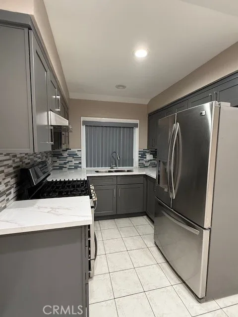 2970 S Greenville B, Santa Ana, CA 92704