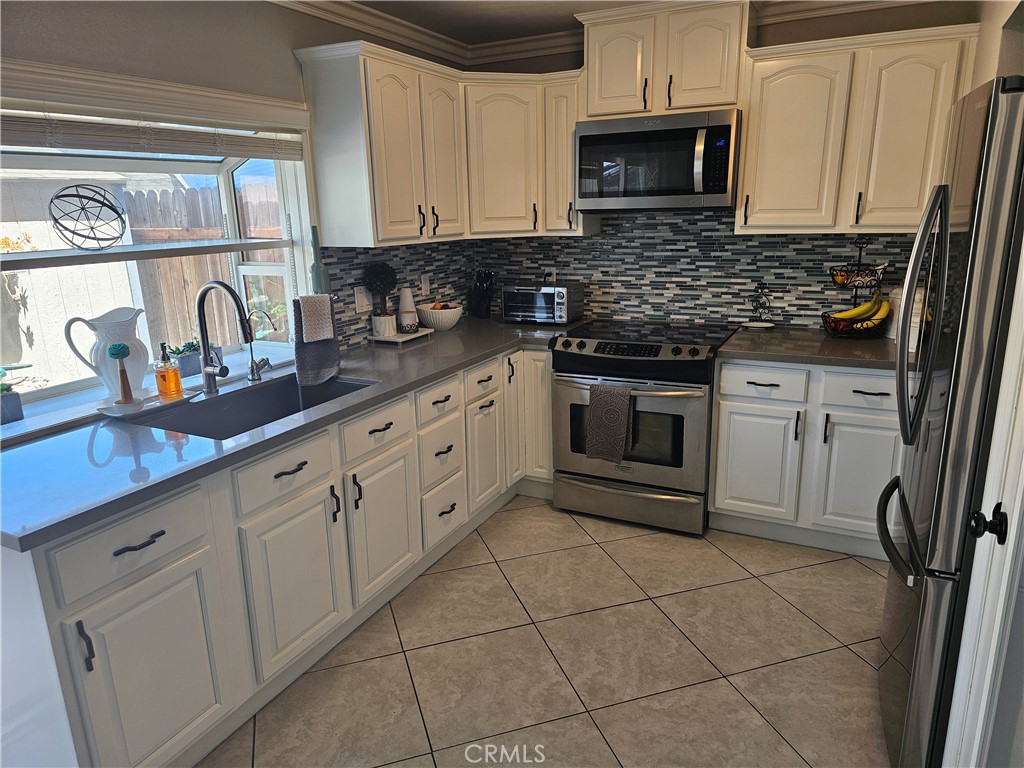2990 Bradford D, Santa Ana CA 92707 - photo 6